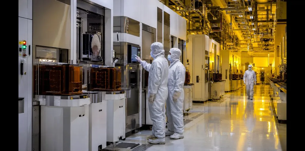 Samsung Ships Industry-First 12-Layer HBM4E Samples at 3.6 TB/s, Six Months Ahead of SK Hynix